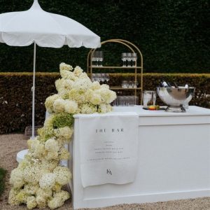 Cascade de fleurs mariage IDF PARIS 95 Fleuriste